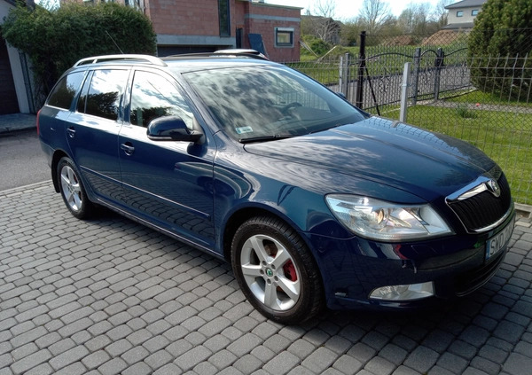 Skoda Octavia cena 25500 przebieg: 325000, rok produkcji 2012 z Zelów małe 67